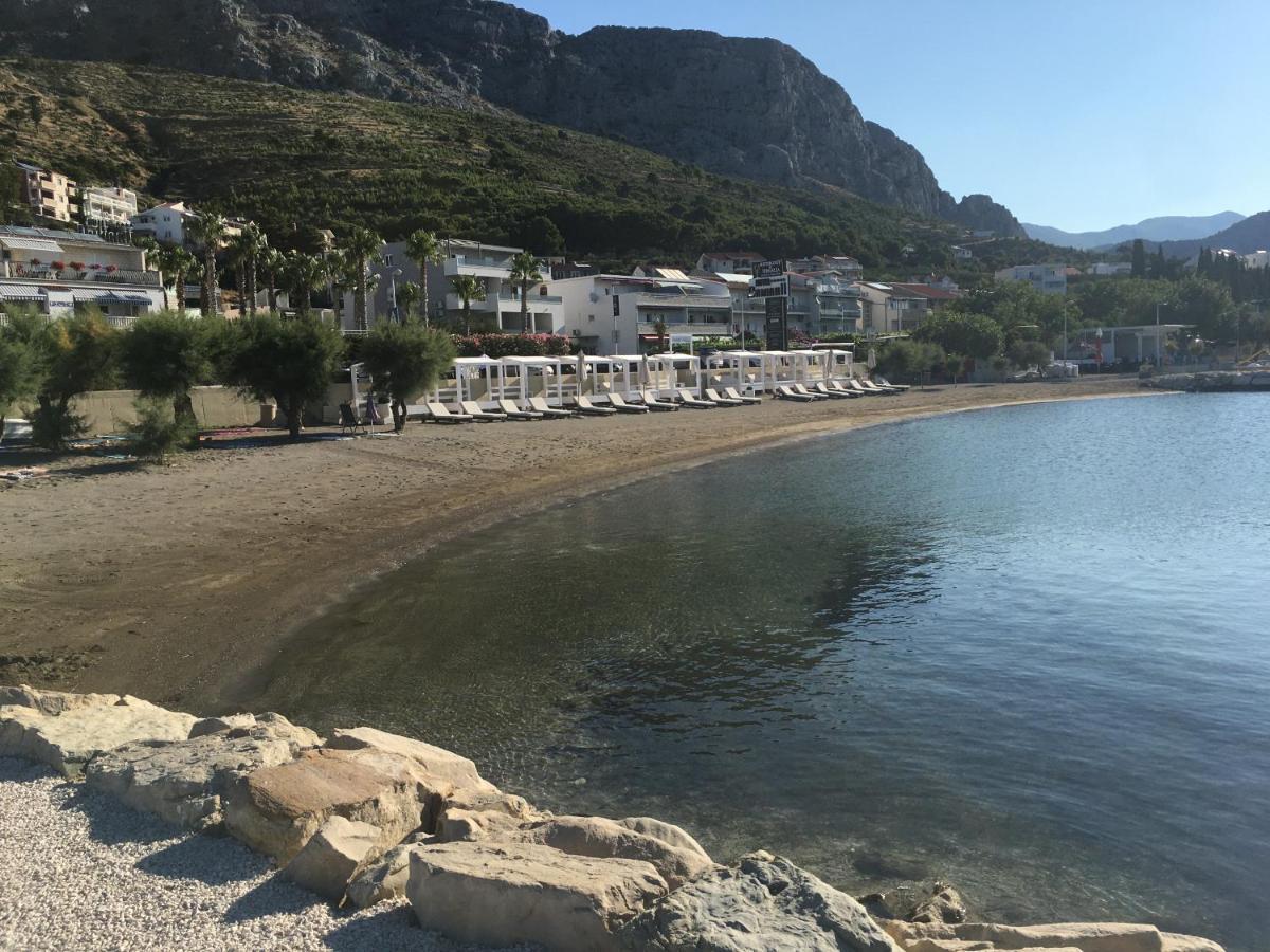 Apartment Duce Omis Bagian luar foto