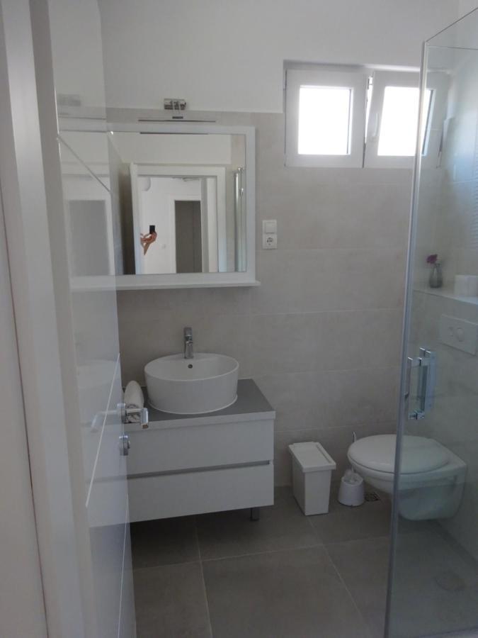 Apartment Duce Omis Bagian luar foto