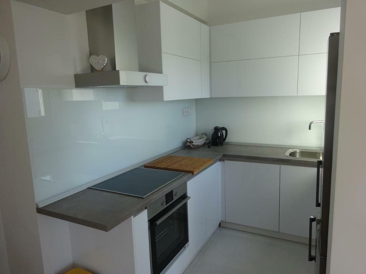Apartment Duce Omis Bagian luar foto
