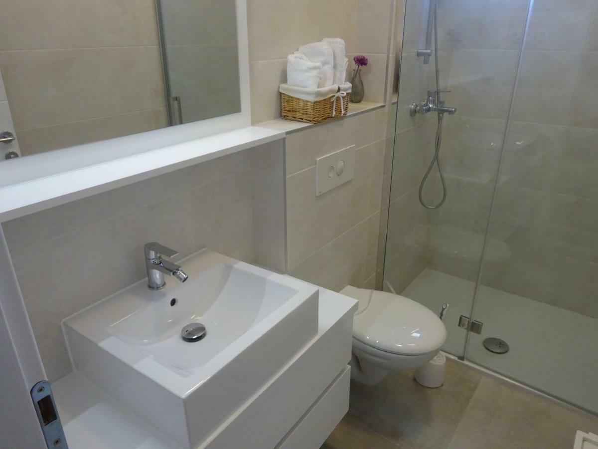 Apartment Duce Omis Bagian luar foto