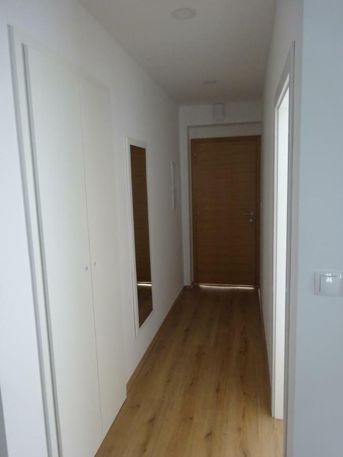 Apartment Duce Omis Bagian luar foto