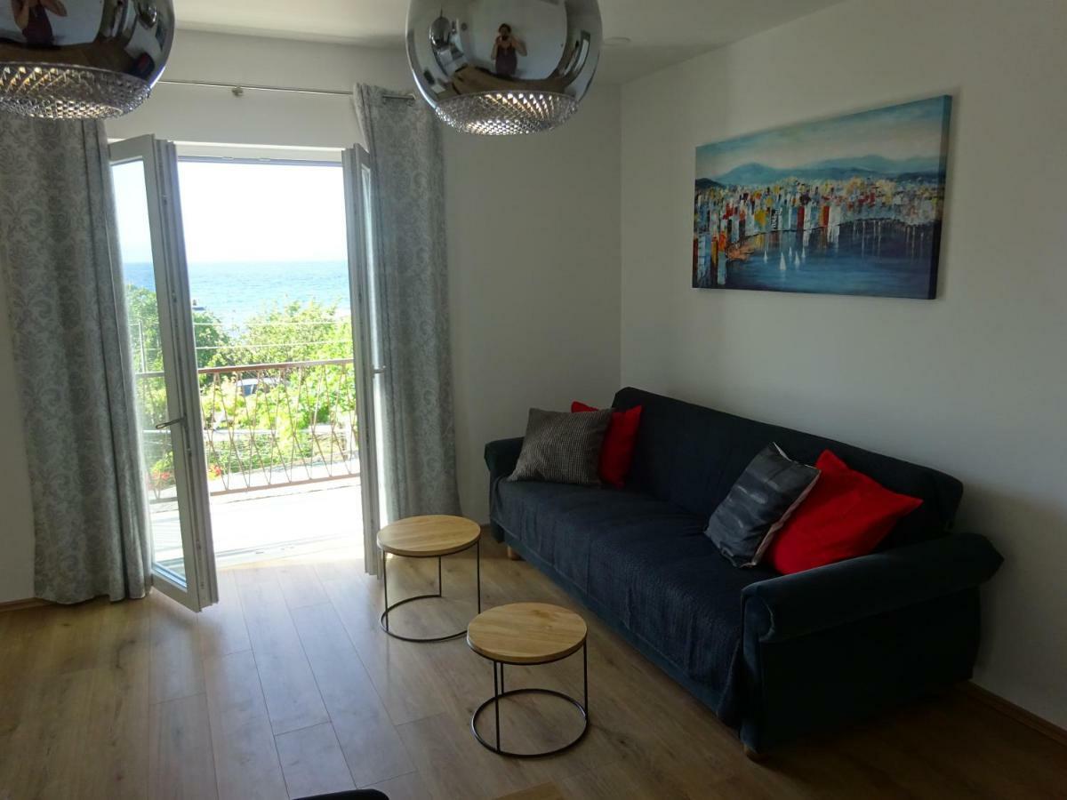 Apartment Duce Omis Bagian luar foto